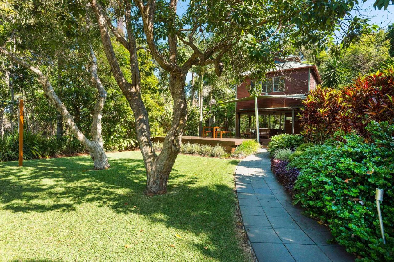 The Oasis Apartments And Treetop Houses Byron Bay Exterior photo