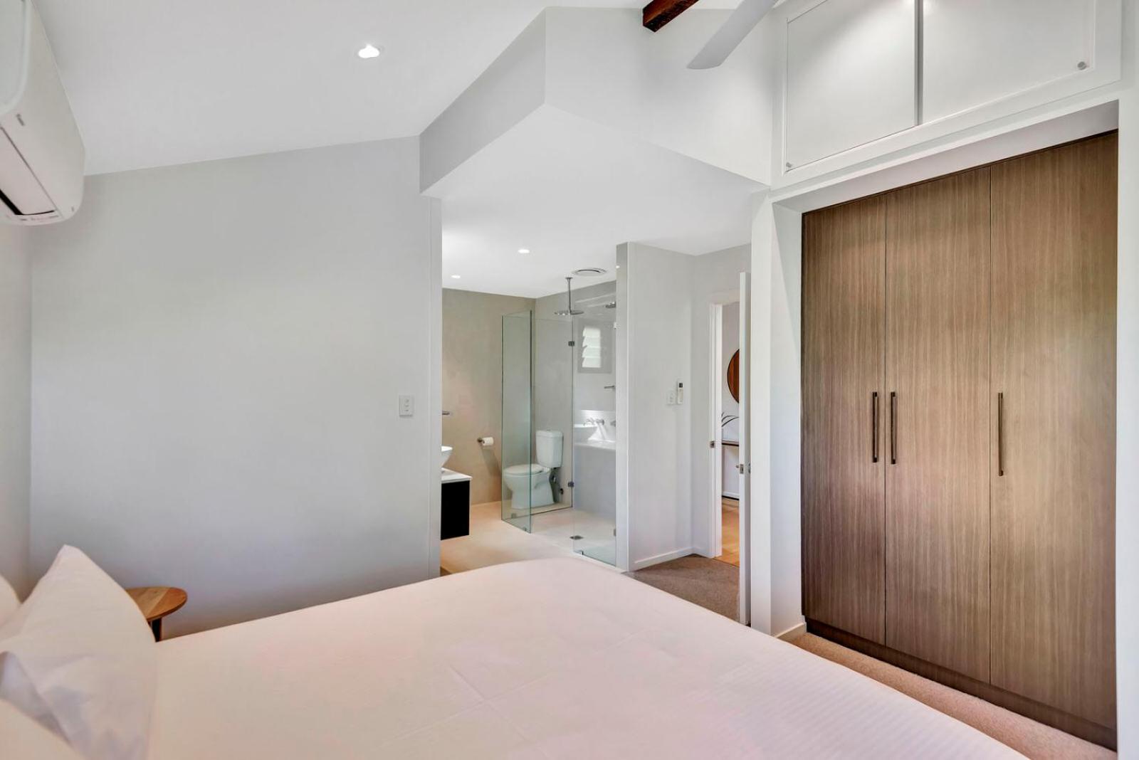 The Oasis Apartments And Treetop Houses Byron Bay Exterior photo